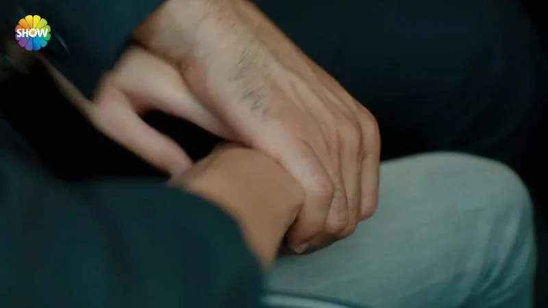 Кадры из сериала Сердцебиение 11 серия 1 сезон (2017)